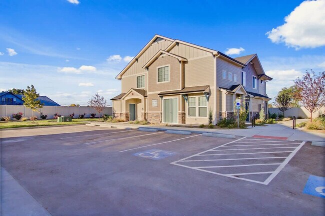 Building Photo - 17065 N Hounslow Wy