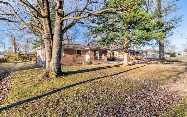 Building Photo - 4BR/2Ba house- Ready for new occupant!