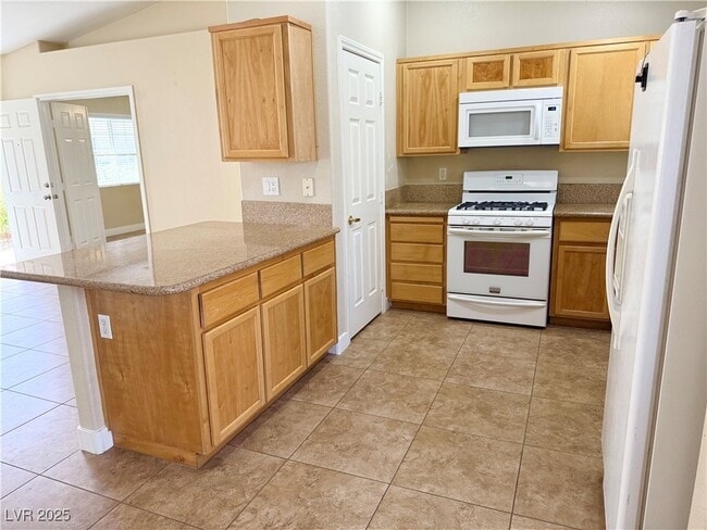 Building Photo - 820 Binbrook Dr