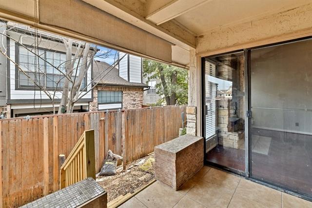 Building Photo - 26 Oakbrook Dr