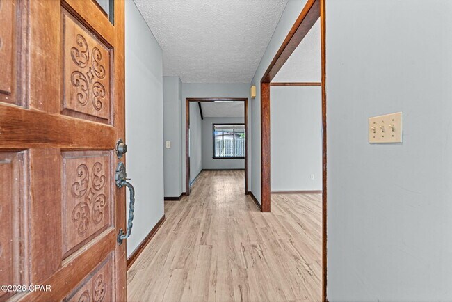 Building Photo - 2194 Briawood Cir