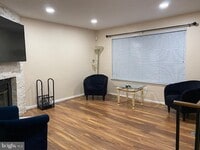 Building Photo - 695 Mt Lubentia W