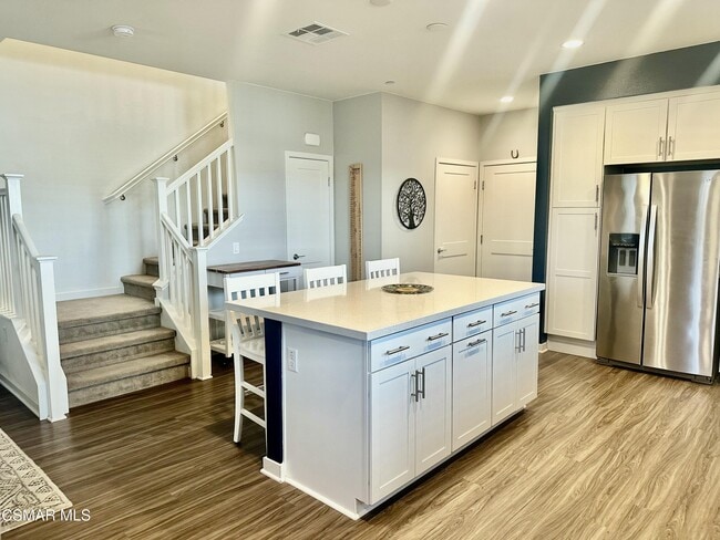 Building Photo - 139 Farmhouse Dr