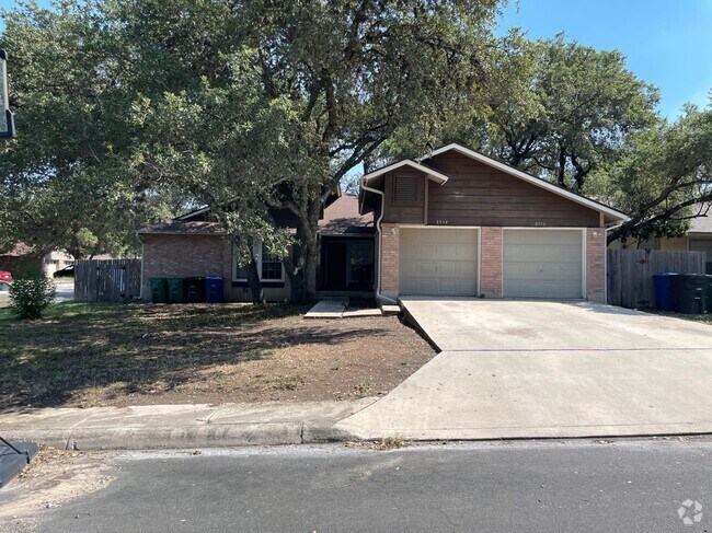 Building Photo - 8916 Hambledon Dr