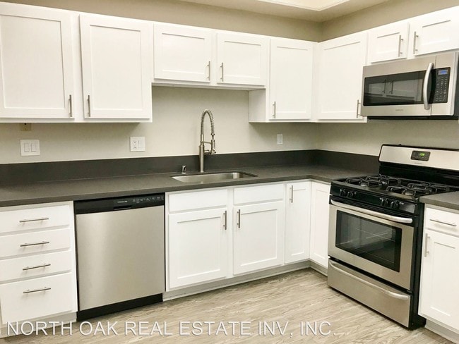 Building Photo - 4912 Kester Ave