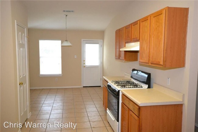 Building Photo - 504 Lafayette Square Dr