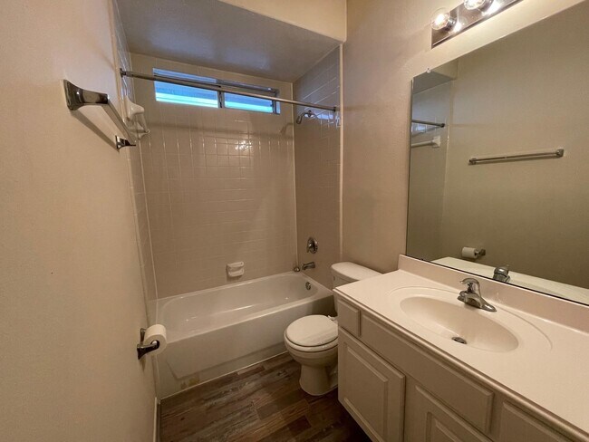 Building Photo - 20214 Cypresswood Estates Run