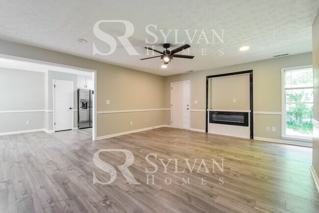 Building Photo - Cozy 3BR Home for You