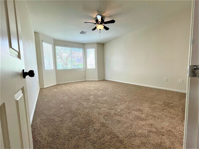 Building Photo - Enjoy mini park in your backyard! Single-story home in Aliante community