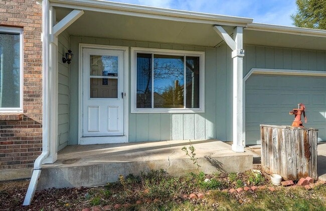 Building Photo - 19461 E Navarro Dr