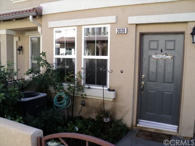 Building Photo - 3030 N Torrey Pine Ln