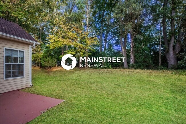 Building Photo - 4 Bedroom Pet-Friendly Home in MONROE, NC with Main Street Renewal