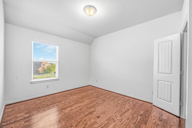 Building Photo - 3519 Sunburst Ct