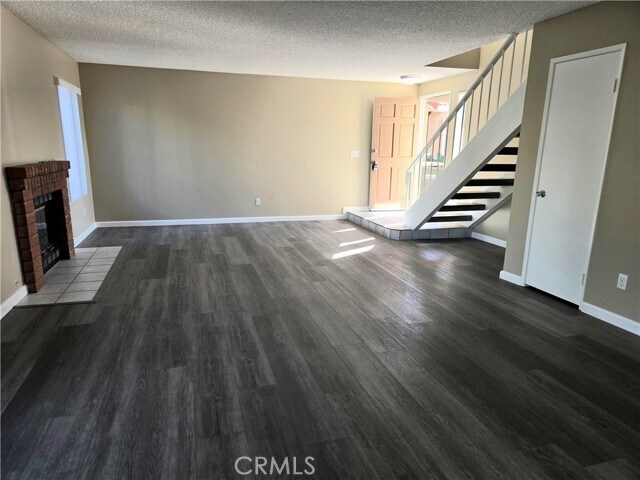 Building Photo - 1711 Glenview Dr