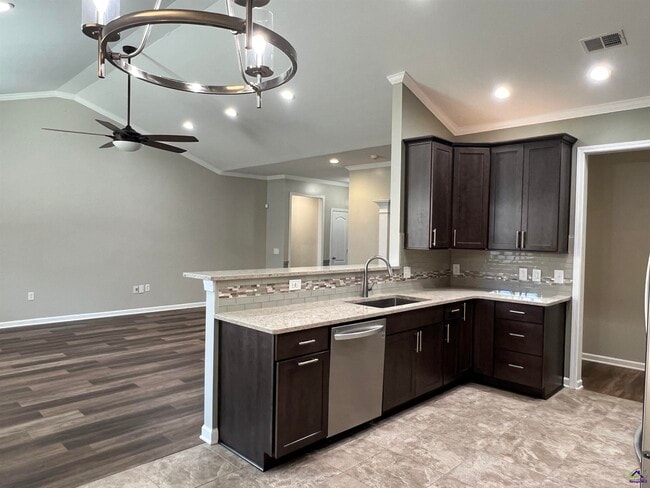 Building Photo - 210 Hearthwood Dr