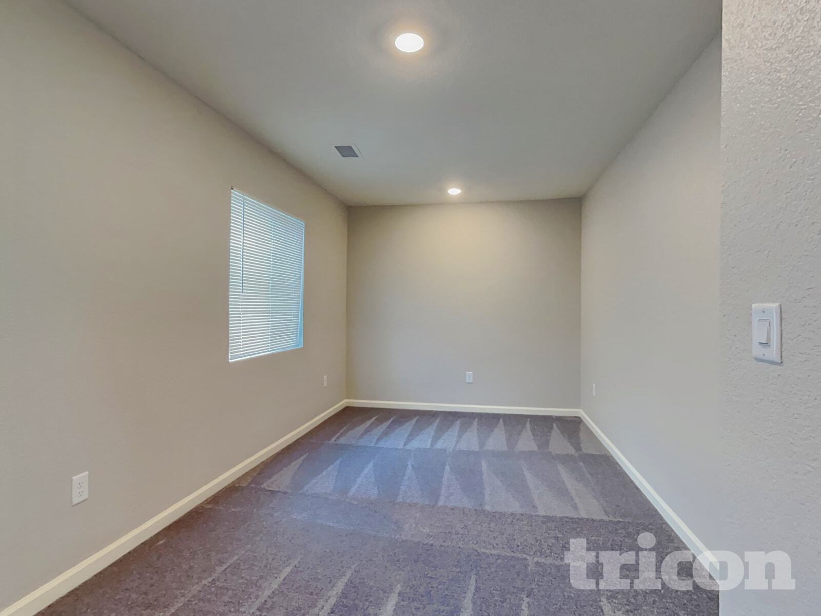 Building Photo - 8950 Elk Ravine Dr