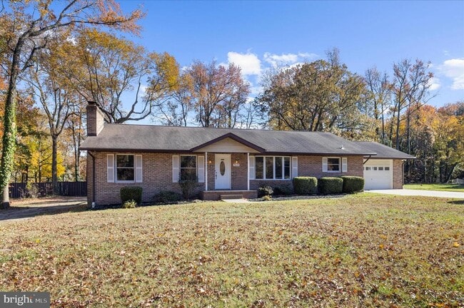 Building Photo - 7643 Paradise Beach Rd