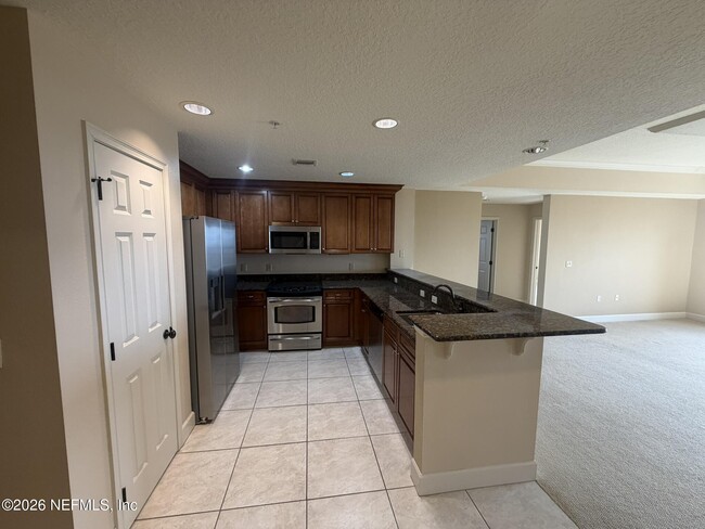 Building Photo - 1478 Riverplace Blvd