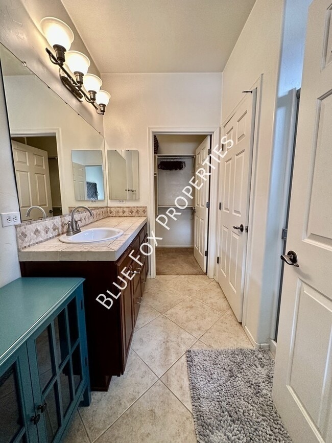 Building Photo - 7685 E Fair Meadows Loop