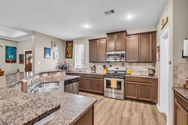 Building Photo - 446 Rd 66111