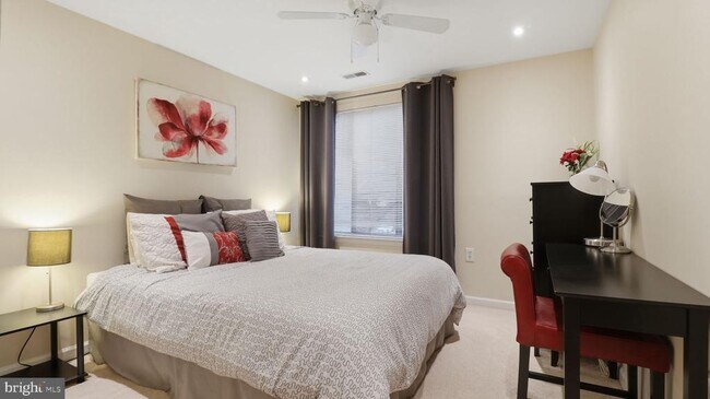 Building Photo - 13201 Chalet Pl