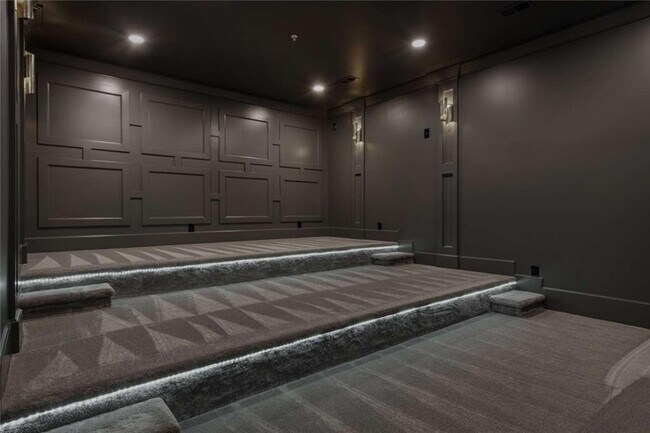 Building Photo - 402 Timberview Trail