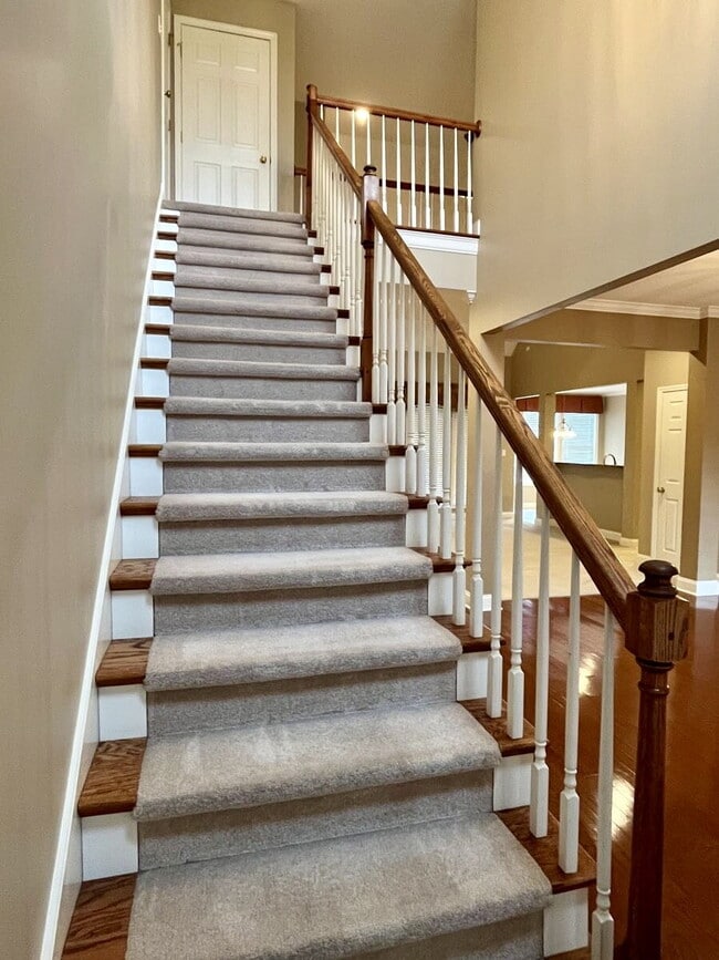 Building Photo - 4BR Home in Summer Rose with Two Primary Suites | 3,271 Sq Ft | Flexible Layout