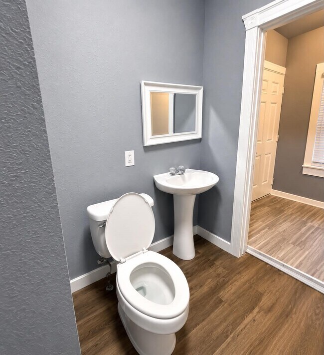 Building Photo - 2623 Avenue Q