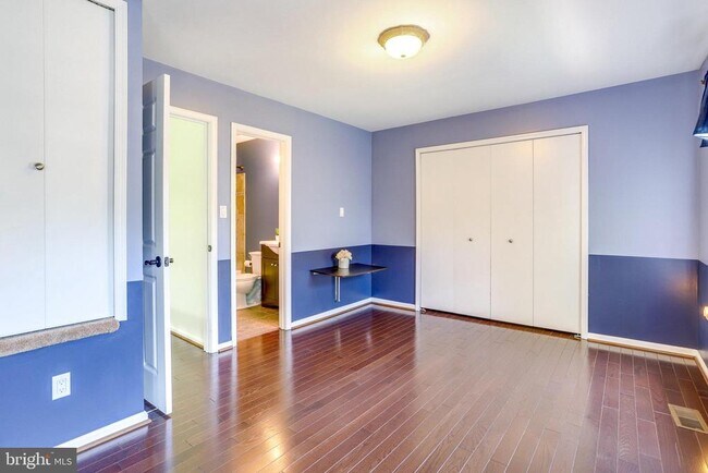 Building Photo - 4546 Little River Run Dr