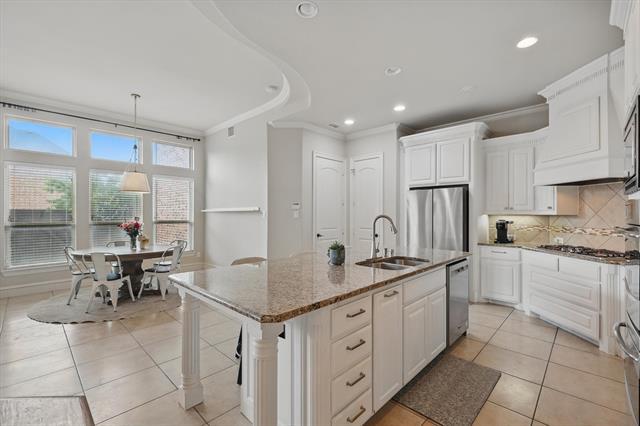 Building Photo - 4219 Bal Harbour Ln
