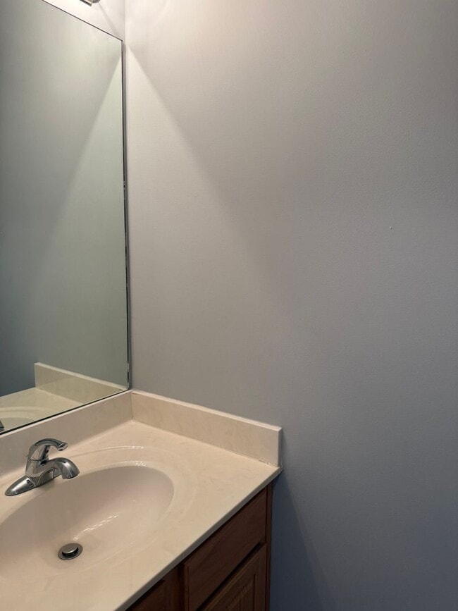 Building Photo - Cozy Townhome in Rachels Keep!