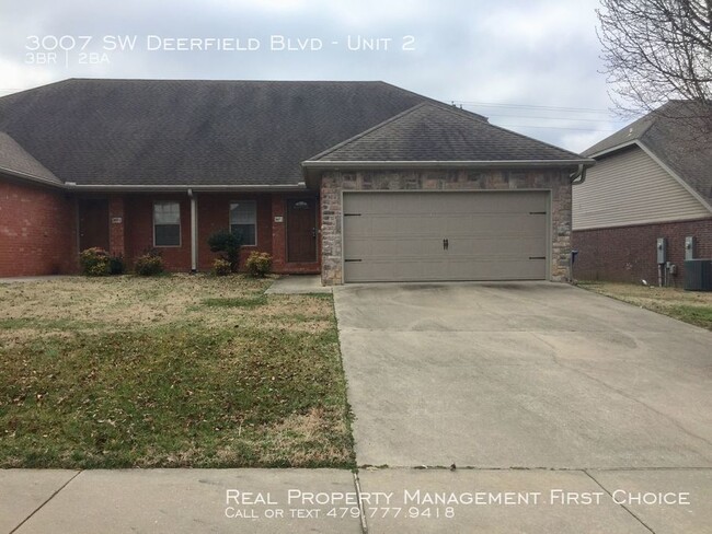 Primary Photo - 3/2 Duplex for Rent in Bentonville!