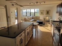 Building Photo - 20381 NE 30th Ave