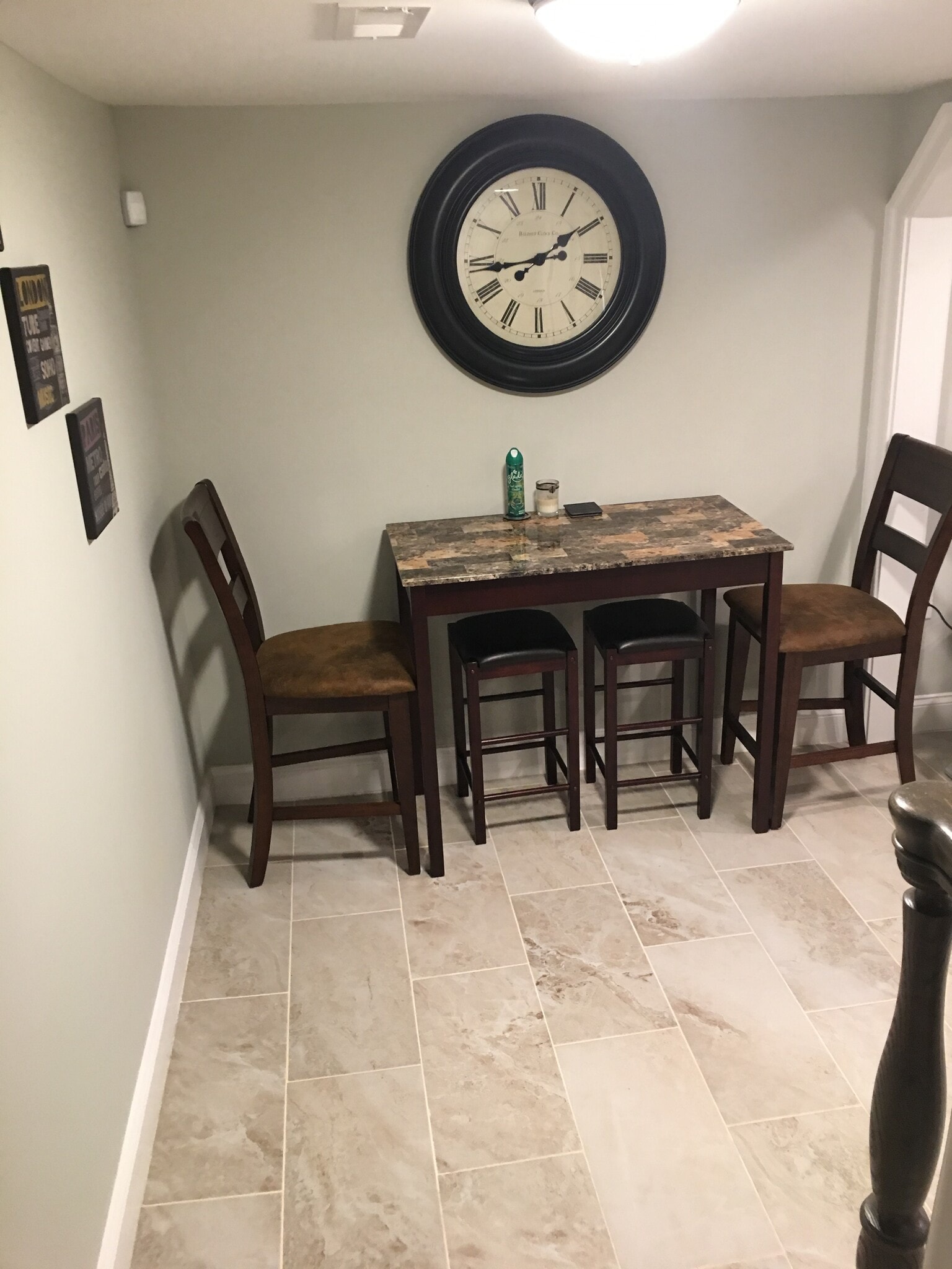 Dinner Area - 921 Farragut St NW