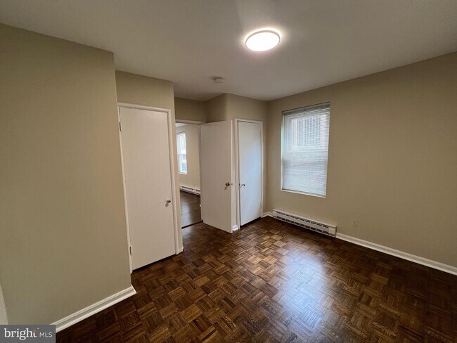 Building Photo - 1501 Key Blvd