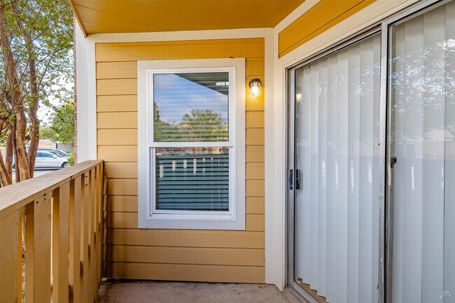 Building Photo - 2323 Wells Branch Pkwy