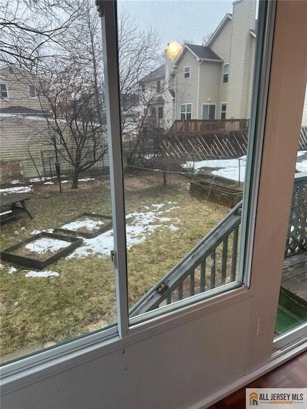 Building Photo - 143 Fiat Ave