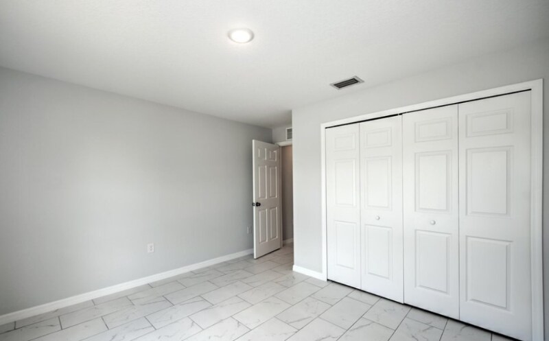 Building Photo - 8034 Grove Ct