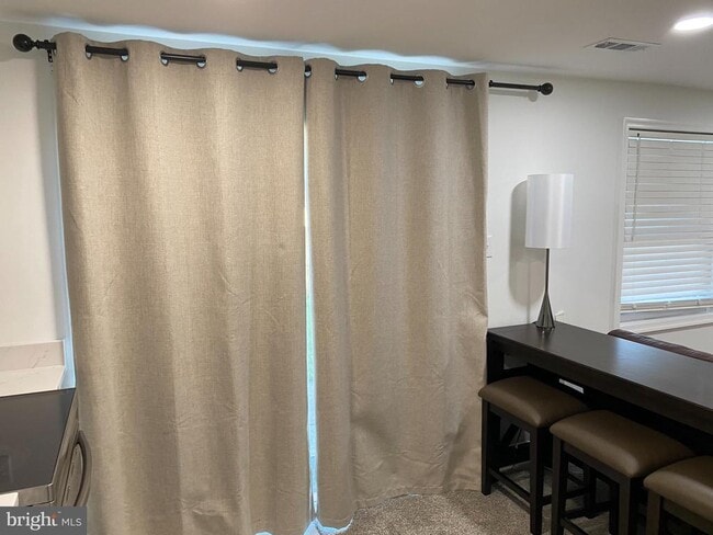 Building Photo - 7416 Rhondda Dr