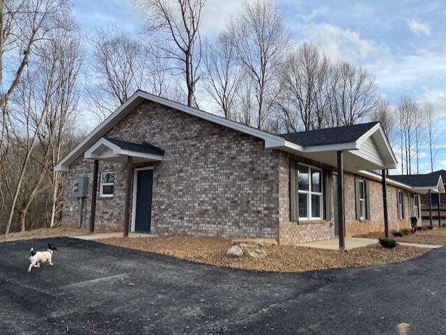 Building Photo - 69 McMurtry Rd