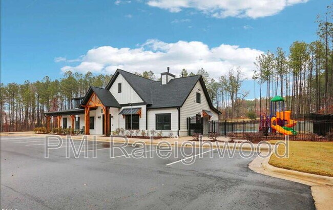 Building Photo - 540 Bridger Dr