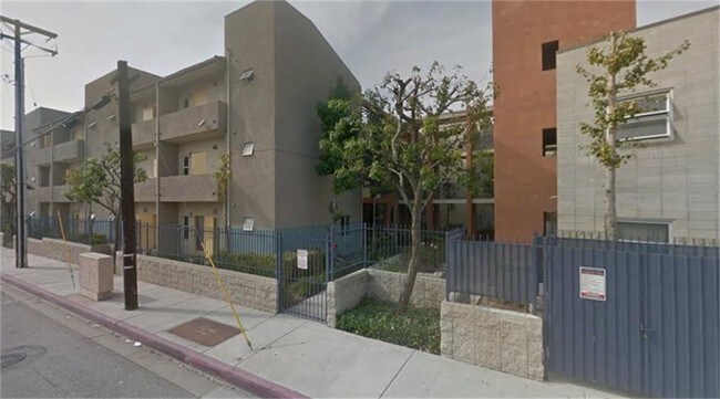 Building Photo - 10124 Valley Blvd