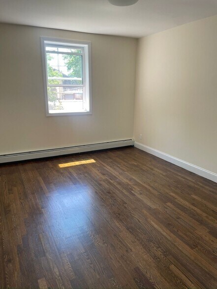 Building Photo - 2337 38th St