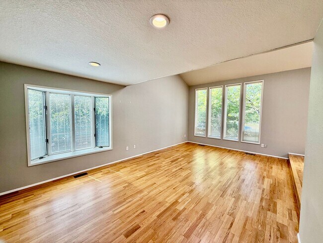 Building Photo - 5518 151st Pl SW