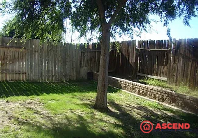 Building Photo - 3-Bedroom Home In Southwest!