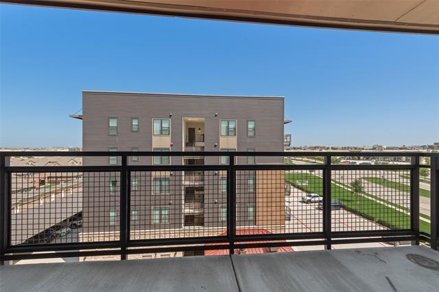 Building Photo - 3517 Windhaven Pkwy