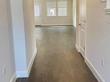 Building Photo - 15702 Ellinger Dr