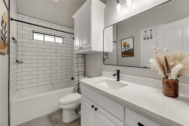 Building Photo - 935 Turtle Dove Trail