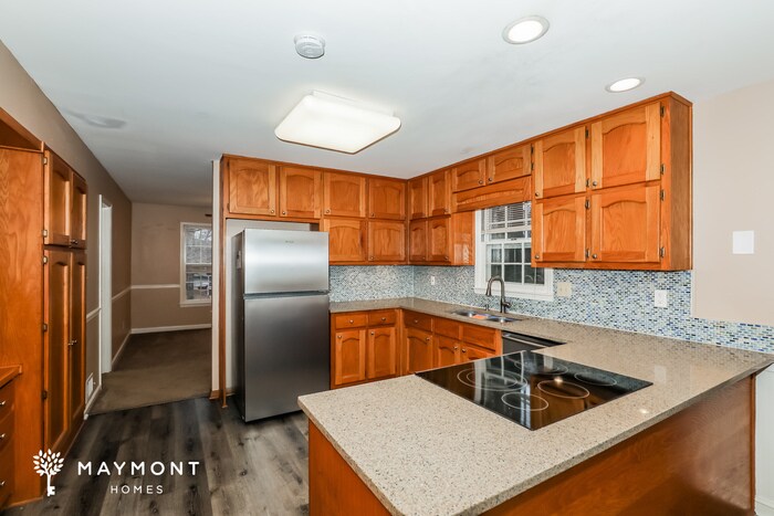 Building Photo - 5947 Chalice Way