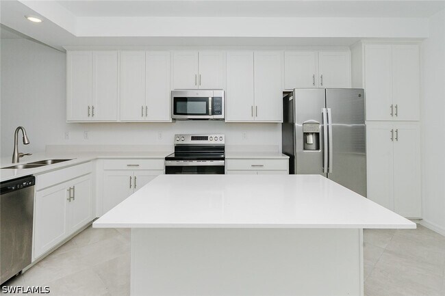 Building Photo - 5583 Double Eagle Cir